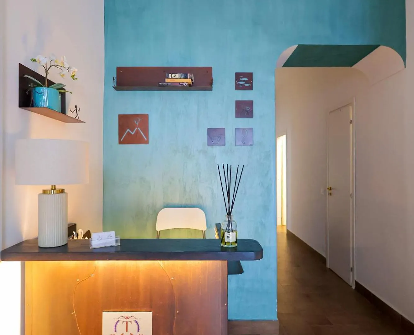 Boutique Toledo Hotel Naples 3*,